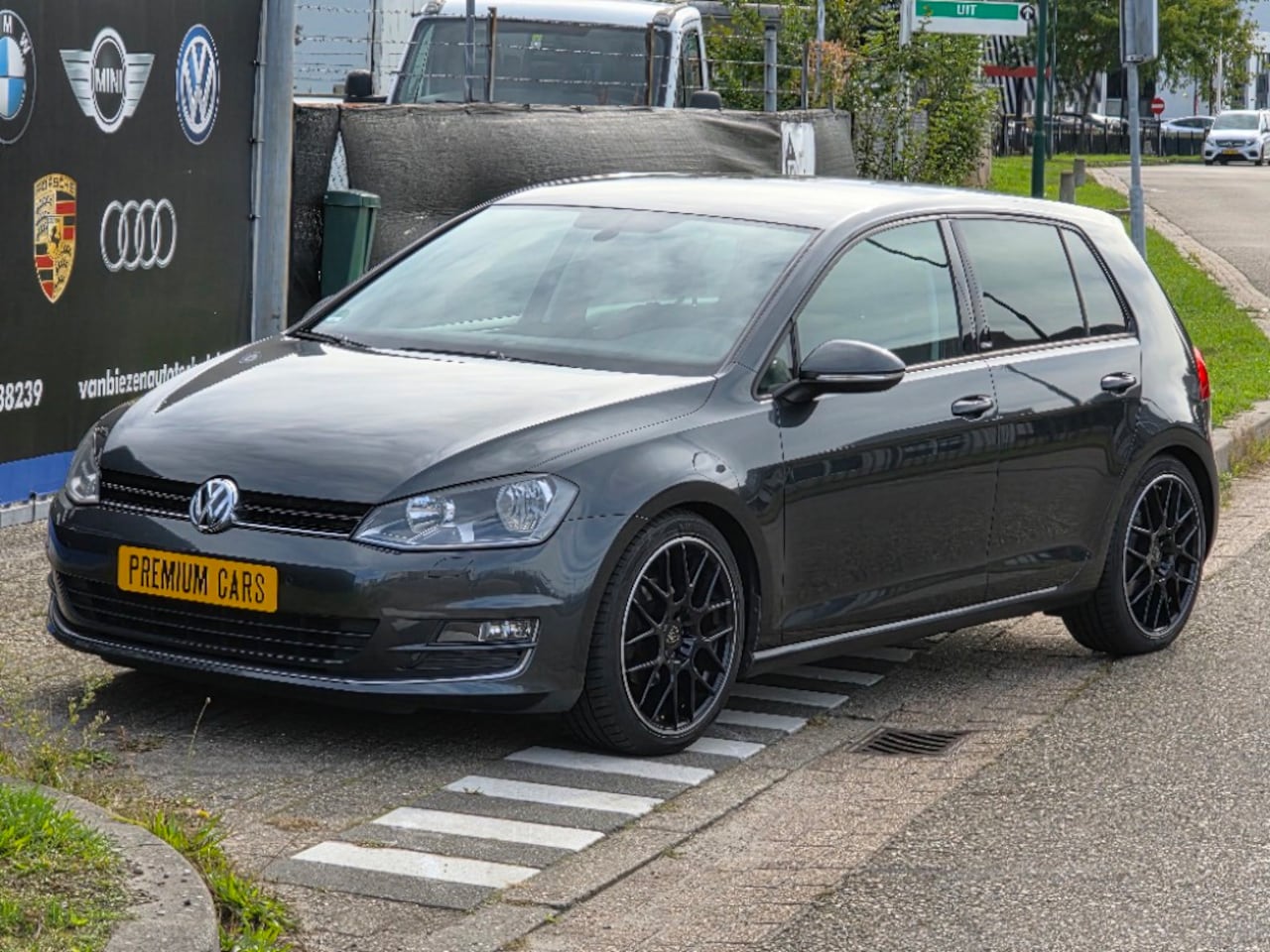 Volkswagen Golf - 1.2 TSI Allstar Infotainment / PDC / 130 PK - AutoWereld.nl