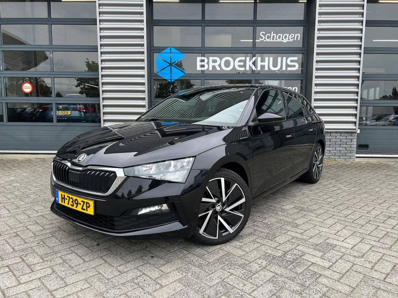 Skoda Scala - 1.5 TSI 150 pk Sport Business 7-DSG | Trekhaak | Apple carplay | Cruise control | - AutoWereld.nl