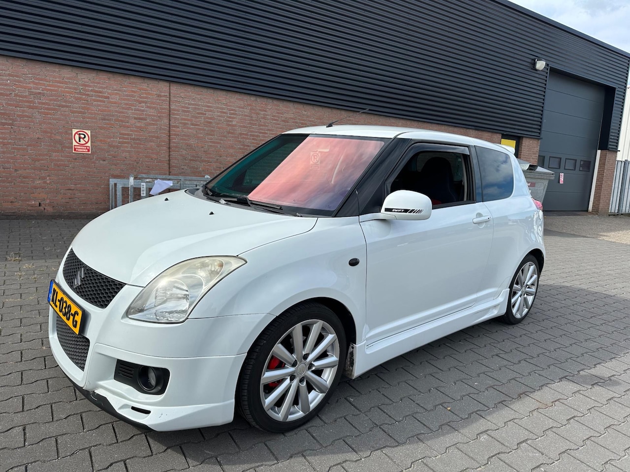 Suzuki Swift - 1.6 Sport 1.6 Sport - AutoWereld.nl