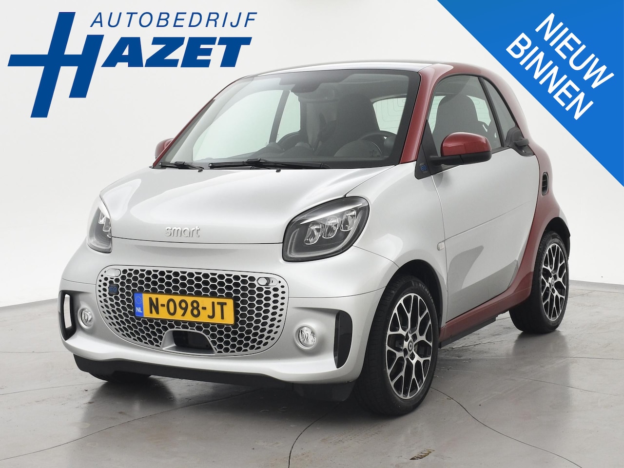 Smart Fortwo - EQ COMFORT PLUS 18 kWh + PANORAMA | APPLE CARPLAY | LEDER | STOELVERW. | CAMERA | - AutoWereld.nl