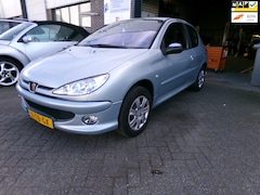 Peugeot 206 - 1.4 Air-line 3