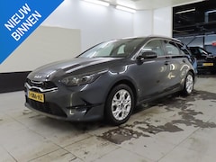 Kia Cee'd Sportswagon - CEED 1.5 T-GDI DYNAMICLINE I TREKHAAK I P-CAMERA I CRUISE CONTROL I CLIMATE CONTROL I APPL