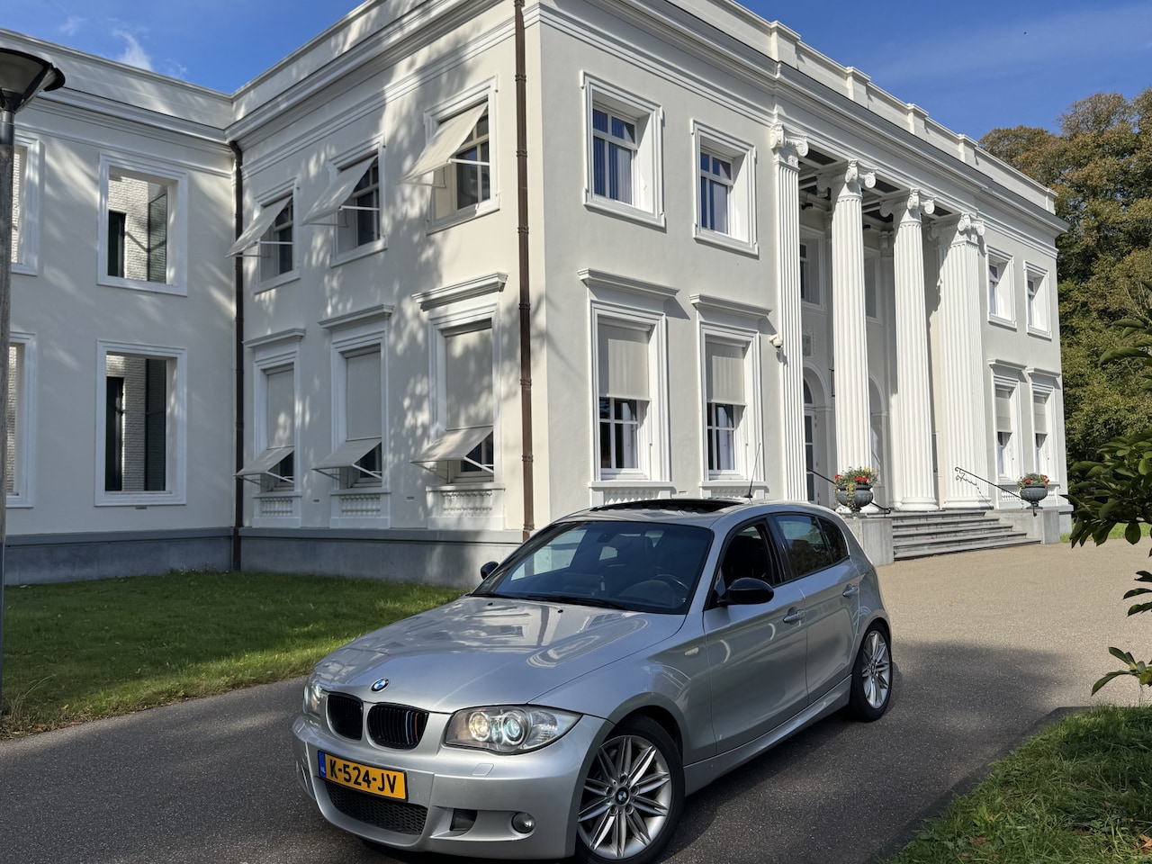 BMW 6-serie - 130 i CILINDER! 5 DEURS, SCHUIFDAK, LEDER - AutoWereld.nl