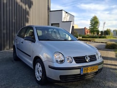Volkswagen Polo - 1.2