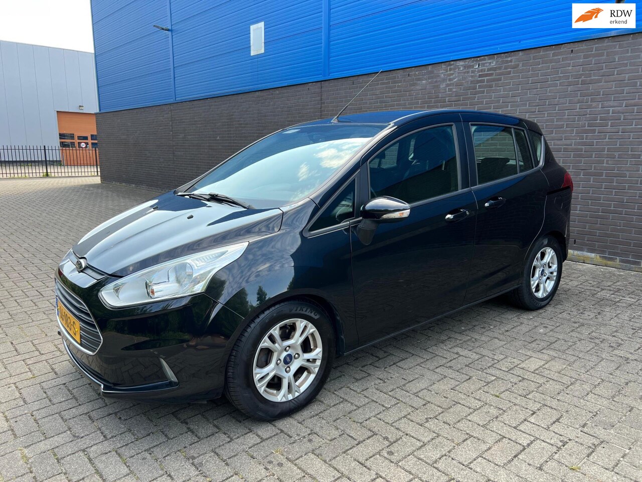 Ford B-Max - 1.6 TDCI Style | Cruise Control | Airco | 16” LM Velgen | Isofix | Elektrische verstelbare - AutoWereld.nl