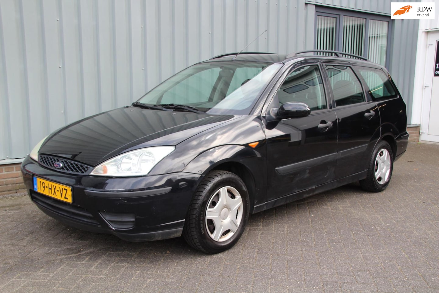 Ford Focus Wagon - 1.6-16V Cool Edition Automaat - AutoWereld.nl
