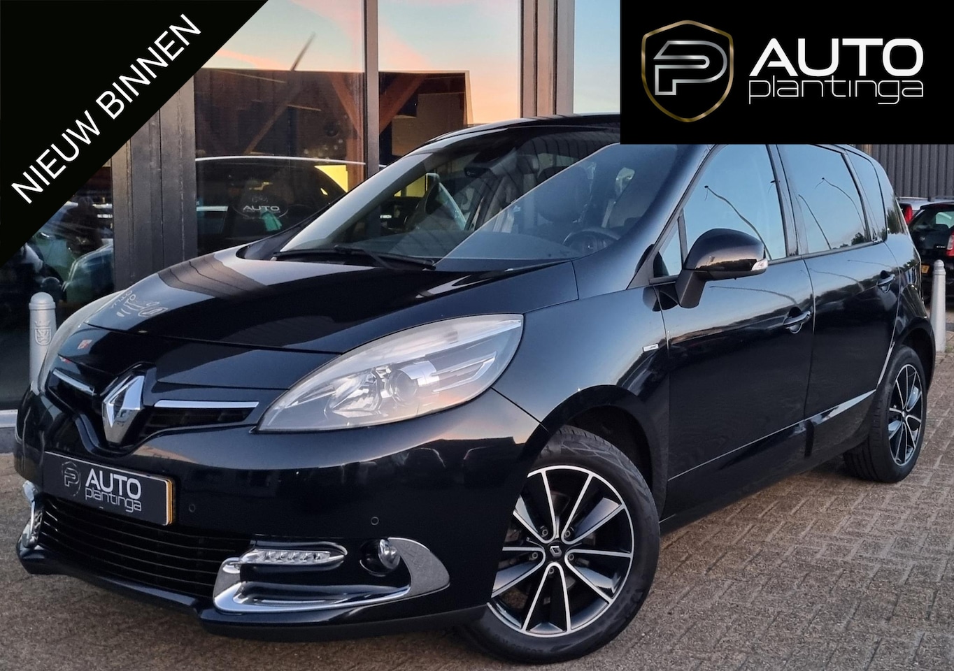 Renault Scénic - 1.2 TCe Bose 131PK | NL AUTO | Trekhaak | Parkeersensoren | Cimate Control | Cruise Contro - AutoWereld.nl