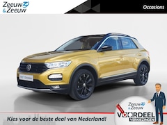 Volkswagen T-Roc - 1.0 TSI Style Business | Navigatie | Parkeersensoren voor en achter | Apple Carplay / Andr