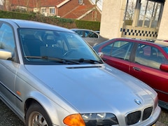 BMW 3-serie - 316i Executive