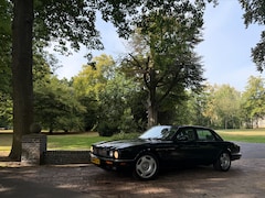 Jaguar XJ - 4.0 R S/C British Racing Green | Youngtimer