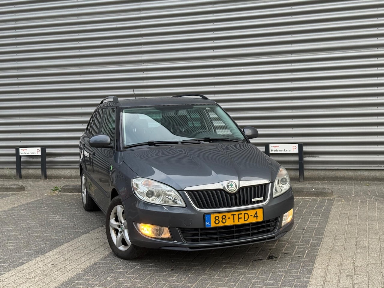 Skoda Fabia Combi - 1.2 TDI Greenline (bj 2012) AIRCO|LMV|APK|DAKRAILS - AutoWereld.nl