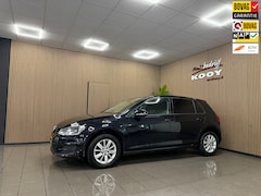 Volkswagen Golf - 1.2 TSI Comfortline * Automaat / Dealer onderhouden / Navigatie / NL Auto