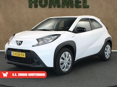 Toyota Aygo X - 1.0 VVT-i MT Play - ORIGINEEL NEDERLANDSE AUTO - AIRCO - ADAPTIEVE CRUISE CONTROL - ACHTER