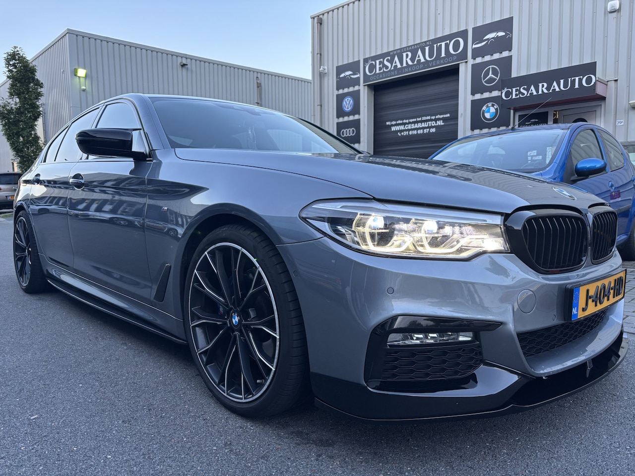 BMW 5-serie - 530I HIGH EXECUTIVE AUTOMAAT M SPORTPAKKET 8 -TRAPS - AutoWereld.nl