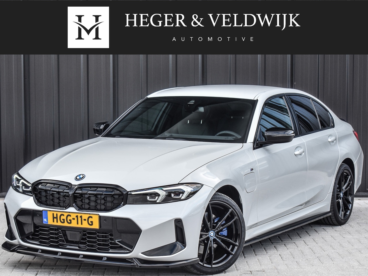 BMW 3-serie - 330e X-DRIVE M-SPORT | ACTIVE CRUISE | TREKHAAK | SPORTSTOELEN | SHADOW-LINE | ACTIVE CRUI - AutoWereld.nl