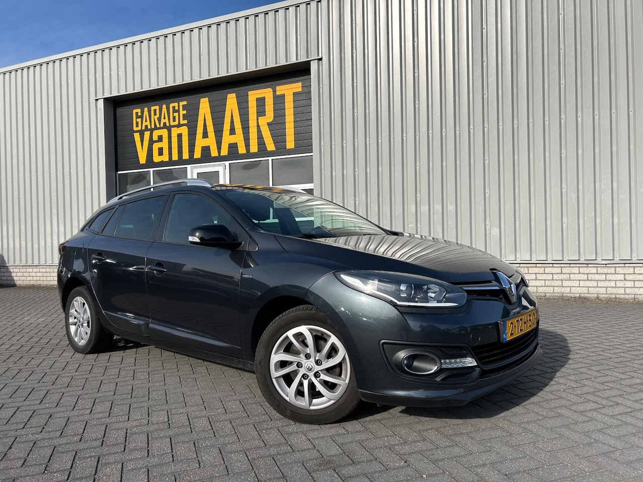 Renault Mégane Estate - 1.2 TCe Limited | NAVI | PDC | DEALER OH | APK 09-2026 | - AutoWereld.nl