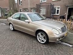 Mercedes-Benz E-klasse - 240 Elegance Apple Carplay Cruise Climate PDC