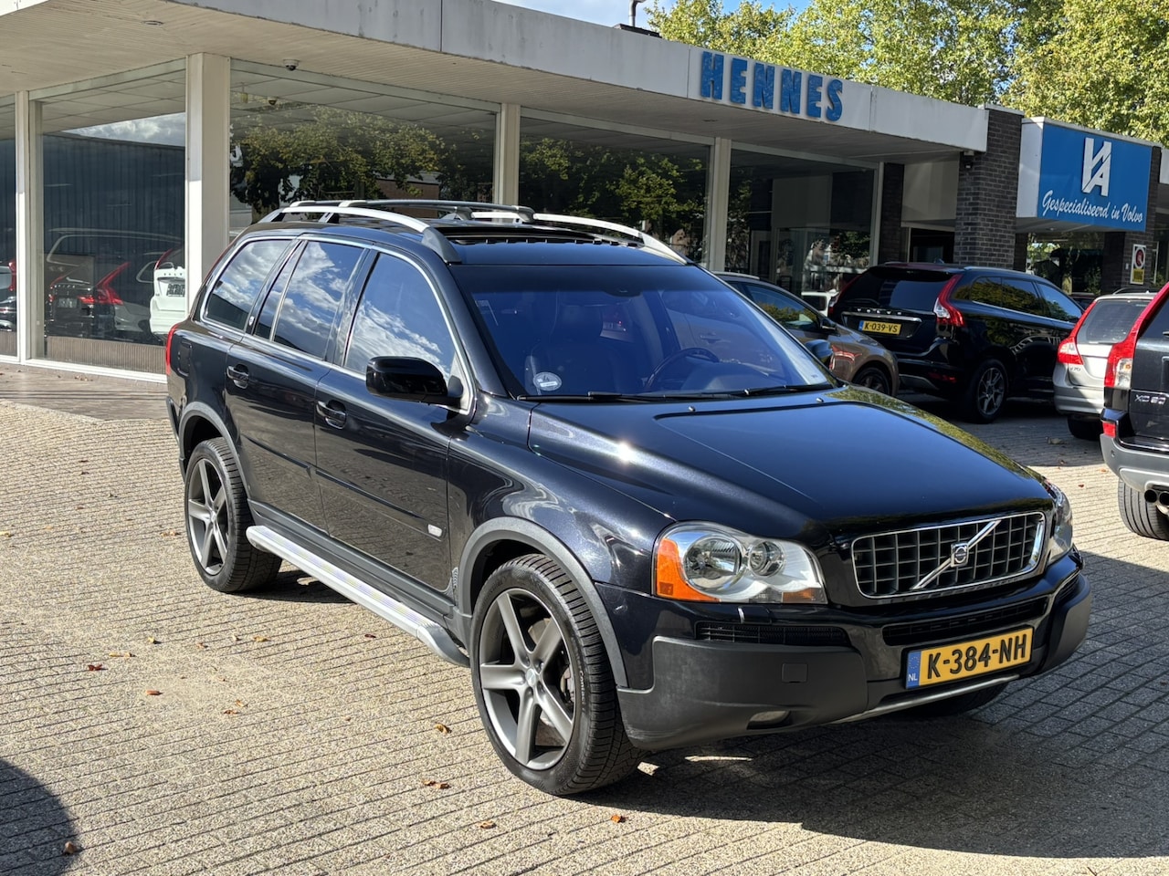 Volvo XC90 - 4.4 V8 AWD Executive Schuifdak LPG Netto €11363,-! - AutoWereld.nl