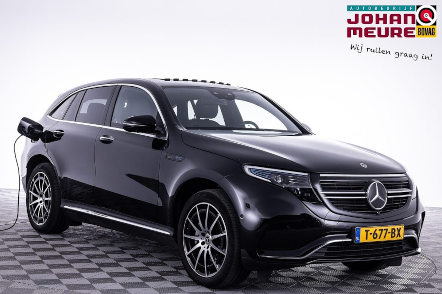 Mercedes-Benz EQC - 400 4MATIC AMG Line 80 kWh | SCHUIFDAK | LEDER ✅ 1e Eigenaar - AutoWereld.nl