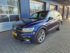 Volkswagen Tiguan - 2.0 TSI 4Motion High Line BUS R 2500kg trekgewicht ALL IN