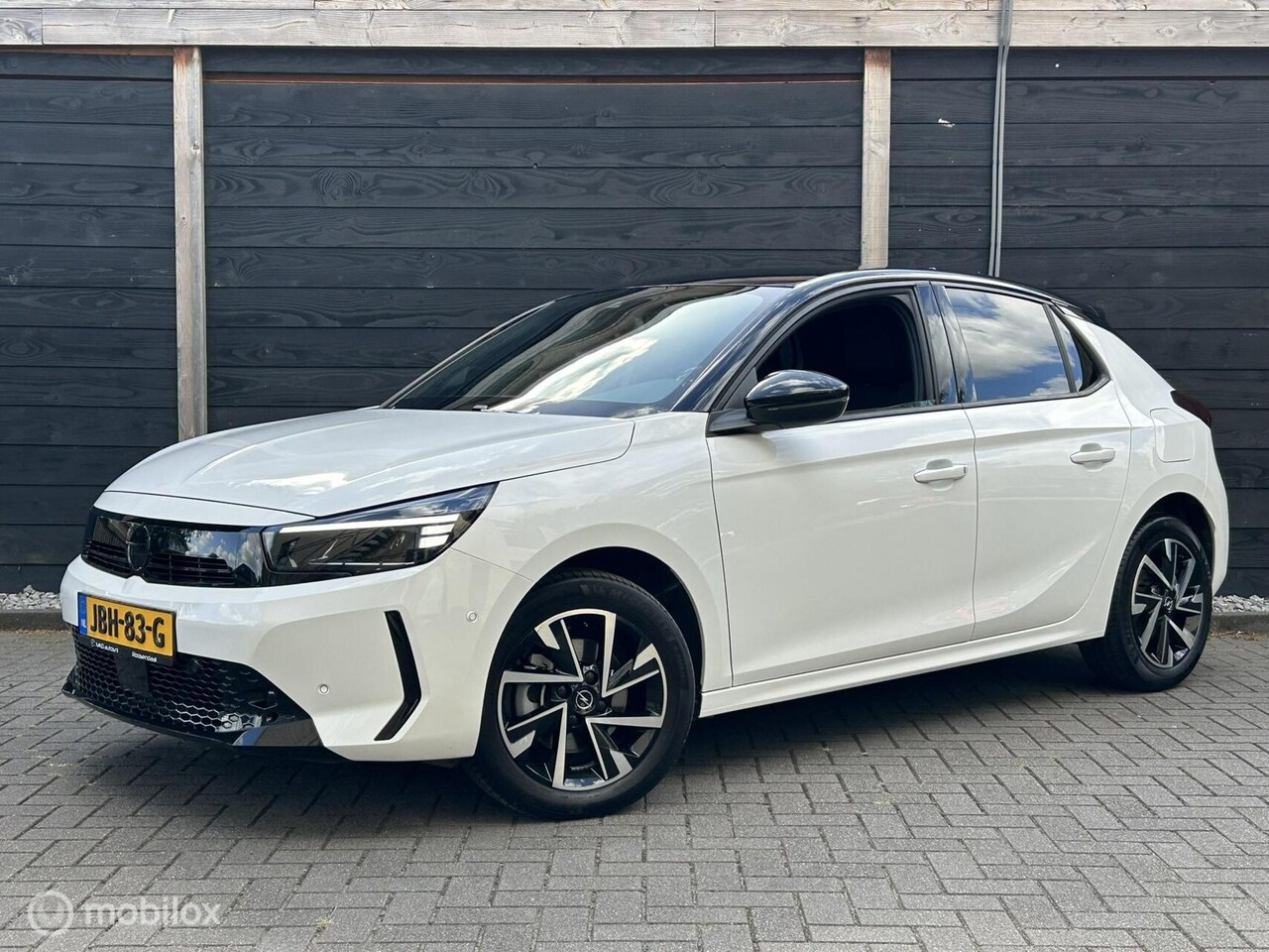 Opel Corsa - 1.2 Turbo GS 100 PK clima / fm nav + carplay / 17" lm / LED - AutoWereld.nl