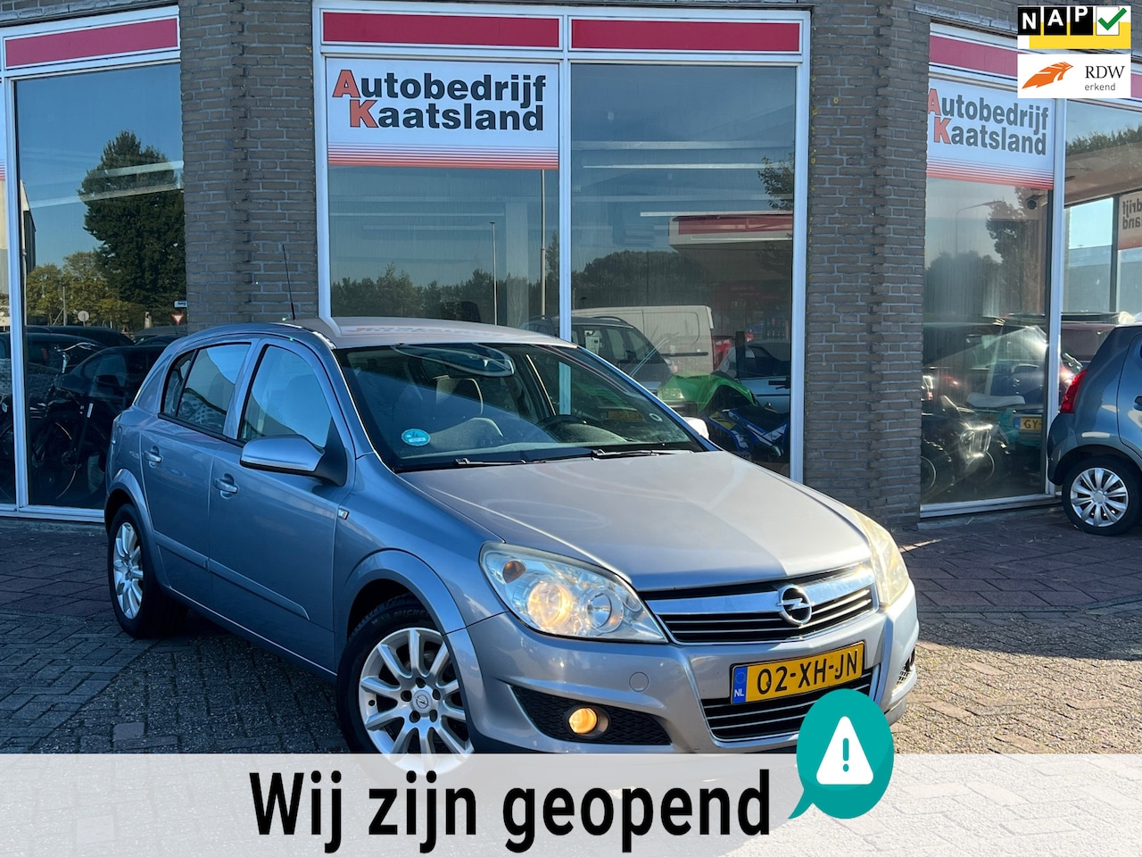 Opel Astra - 1.8 Temptation - Airco - Nette Auto - - AutoWereld.nl