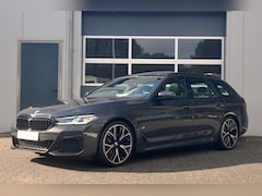BMW 5-serie Touring - 518d High Executive Edition Automaat | M-Sport | Panoramadak | Comfortstoelen