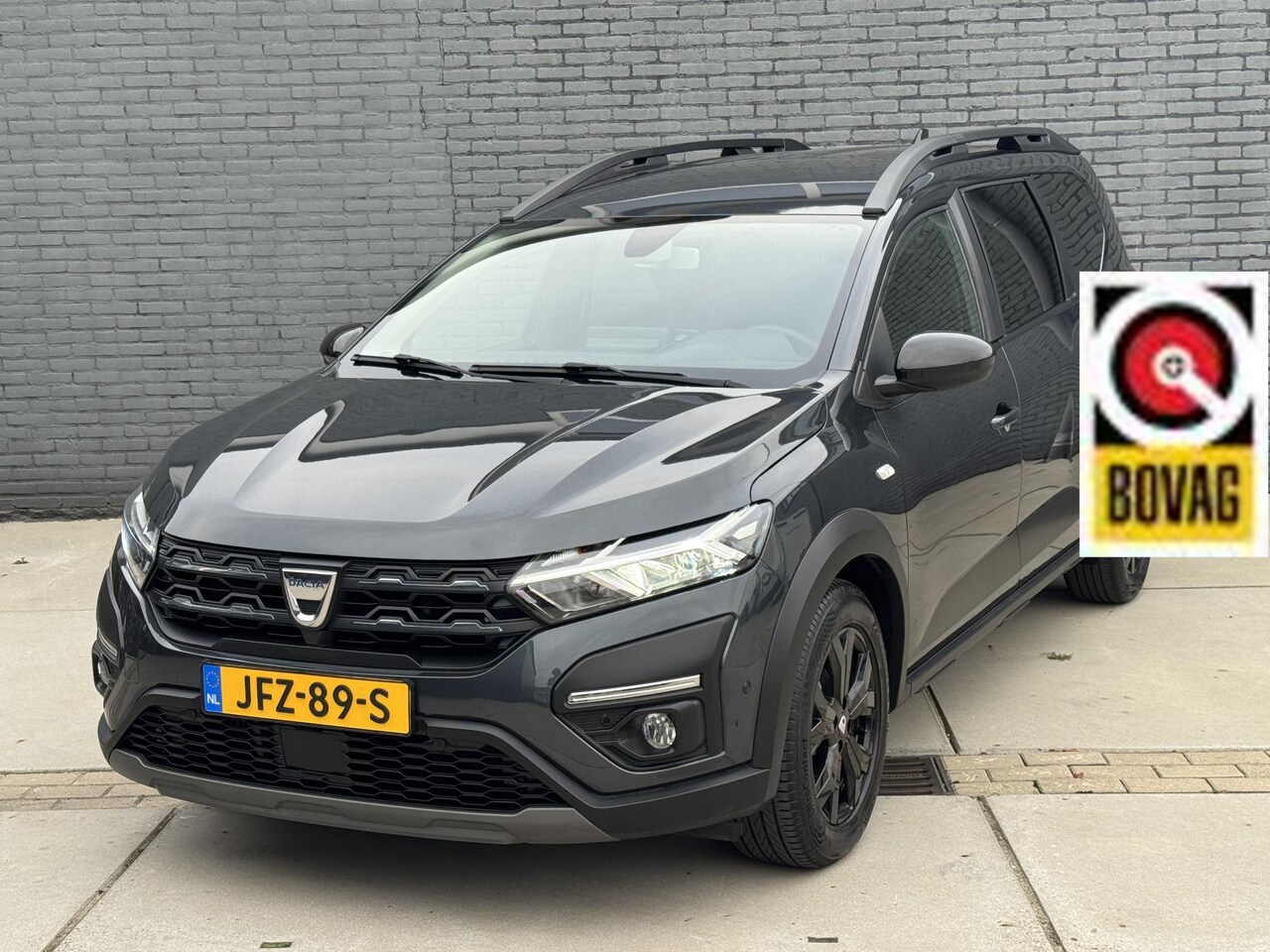 Dacia Jogger - 1.0 TCe Extreme 5P PDC, A/C, NAVI, STOELVERW., BOVAG! - AutoWereld.nl