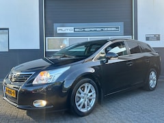 Toyota Avensis Wagon - 1.8 VVTi Business | AUTOMAAT | TREKHAAK | NAVI | NAP |