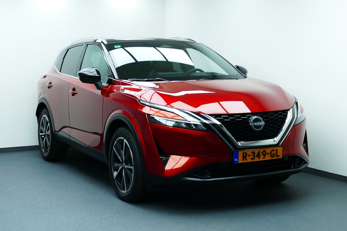 Nissan Qashqai - 1.3 MHEV Xtronic Tekna Plus. Panodak, 360 Camera, Haak 1800kg - AutoWereld.nl