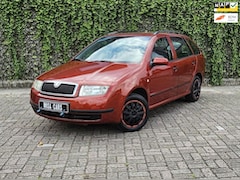 Skoda Fabia Combi - 1.4-16V Comfort Automaat Airco APK Trekhaak