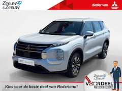 Mitsubishi Outlander - 2.4 PHEV Pure |€4.000, - Voorraadkorting|Navigatie| Adaptieve cruise control| Dode hoeksen