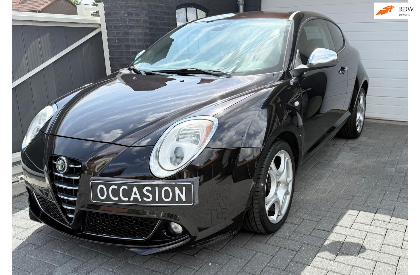 Alfa Romeo MiTo - 1.4 Distinctive 2011 CRUISECTRL I LMV I STOELVERW I NERO ETNA I NW APK - AutoWereld.nl