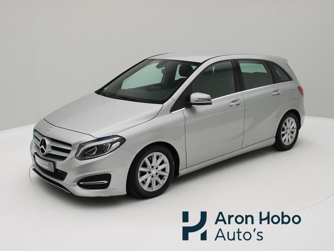 Mercedes-Benz B-klasse - 180 Business Solution Airco, Cruisecontrol, Trekhaak, Stoelverwarming - AutoWereld.nl