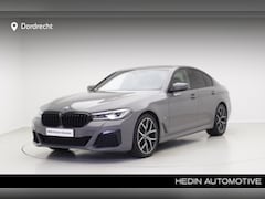 BMW 5-serie - 520i M-Sport | Harman Kardon | Schuifdak | High Executive | Berninagrau Bernstein effect m