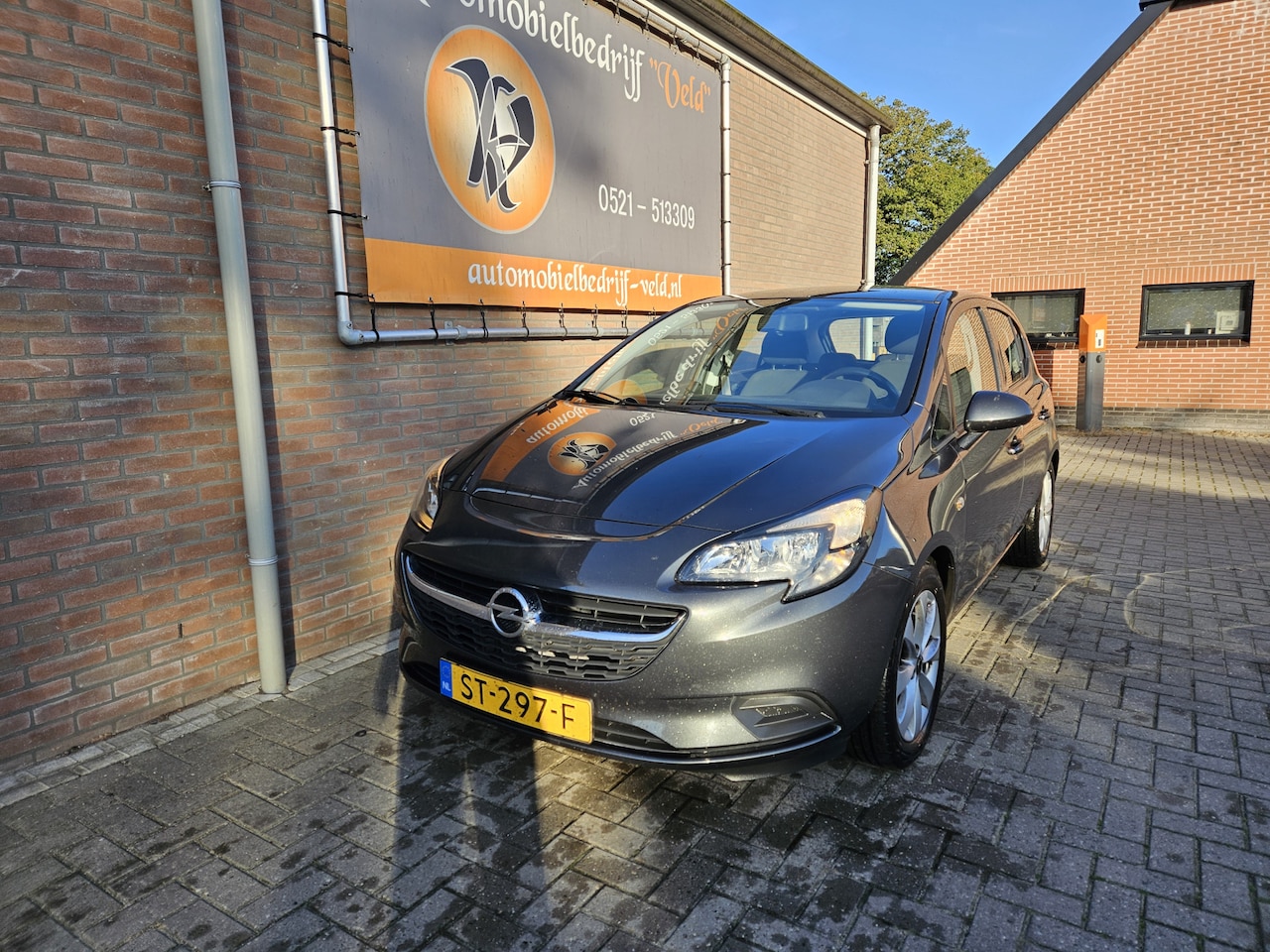 Opel Corsa - 1.4 Favourite 1.4 Favourite - AutoWereld.nl