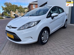 Ford Fiesta - 1.25 Limited/Airco/Volledig-onderhouden/AUX/Trekhaak/Elek-pakket