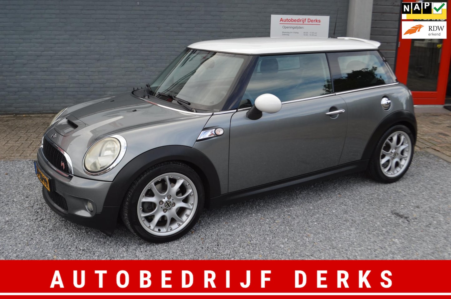 MINI Cooper S - Mini 1.6 200 PK Airco Stuurbekrachtiging Nieuwstaat - AutoWereld.nl