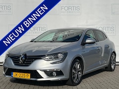 Renault Mégane - TCe 130 Bose NL AUTO | PDC | NAVI | SFEERVERL
