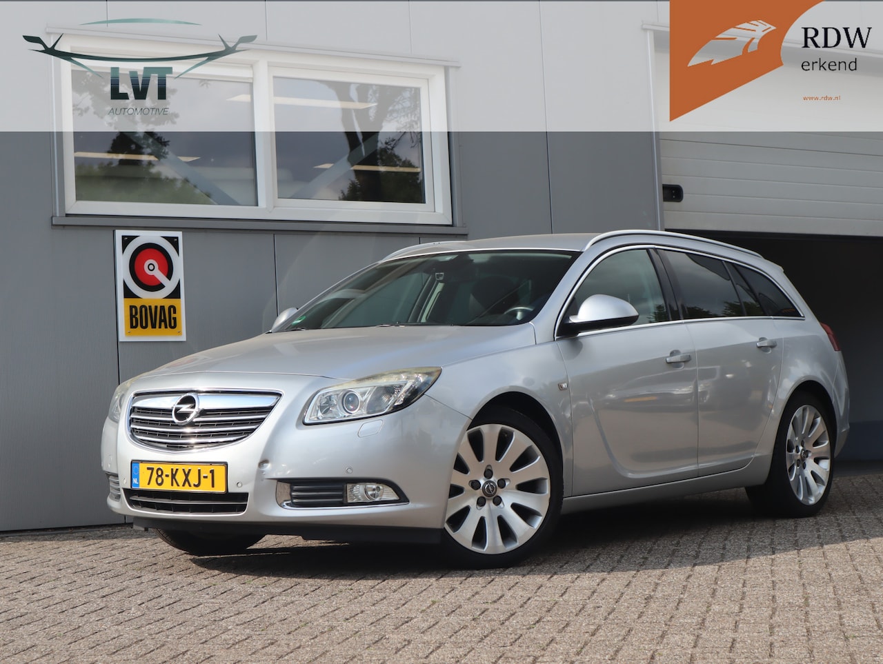 Opel Insignia Sports Tourer - 1.6 T Cosmo / Leder / Carplay / top onderhouden - AutoWereld.nl