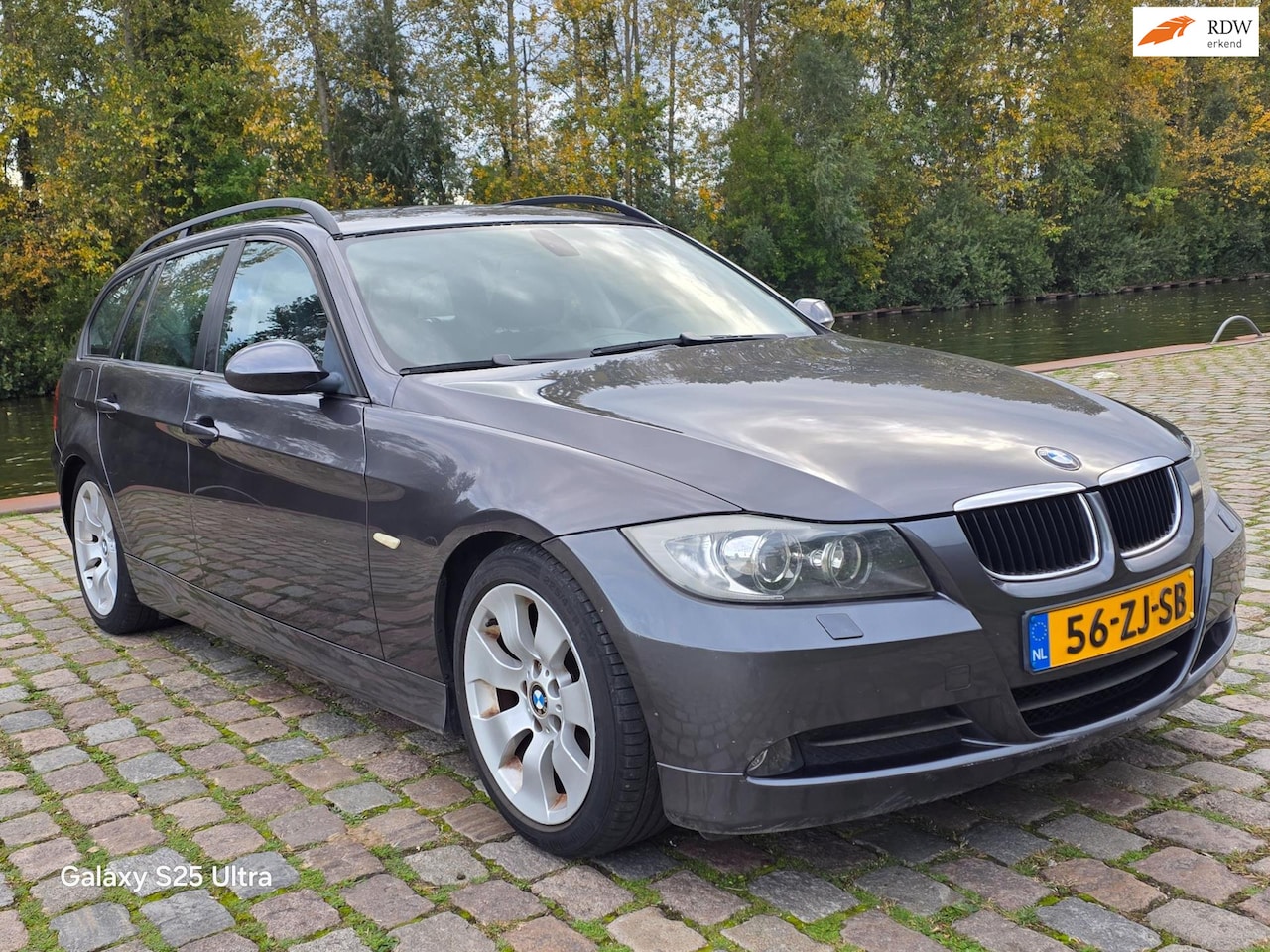 BMW 3-serie Touring - 320i High Executive Automaat 2e eigenaar dealer onderhouden navigatie cruis control - AutoWereld.nl