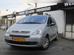 Citroën Xsara Picasso - 1.6i-16V Caractère / Airco / CruiseControl / PArkeersensoren/ Trekhaak
