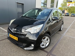 Toyota Verso S - 1.3 VVT-i Aspiration / NAP /APK / AIRCO / CAMERA / NAVI / DEALER ONDERHOUDEN / BOEKJES / Z