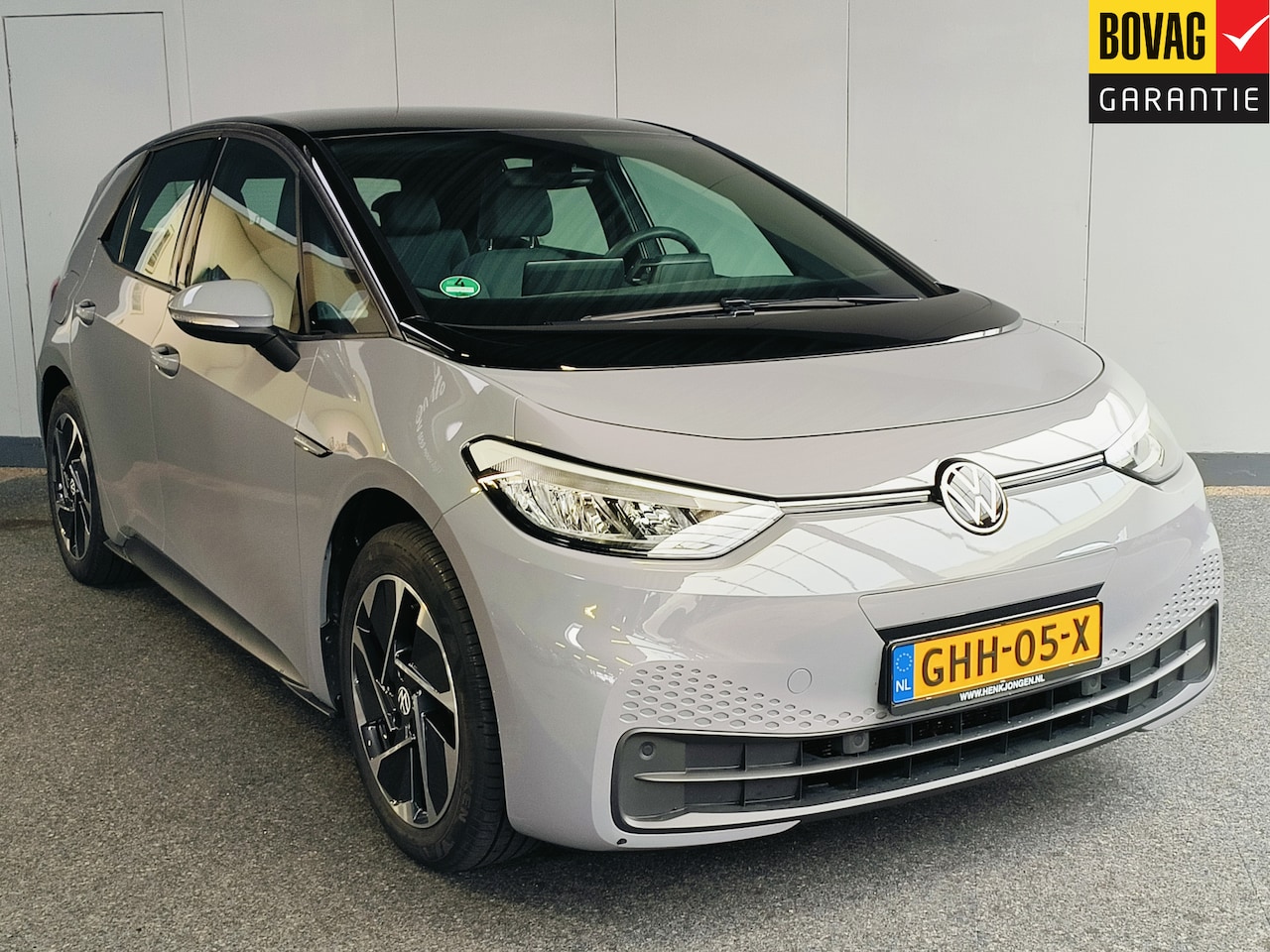 Volkswagen ID.3 - Pure 45 kWh uit 2022 Rijklaar + 12 maanden Bovag-garantie Henk Jongen Auto's in Helmond, - AutoWereld.nl