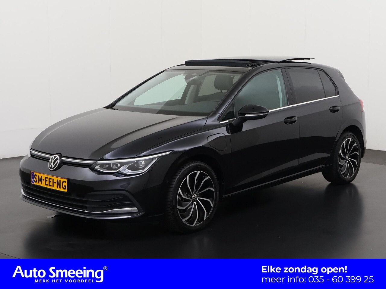 Volkswagen Golf - 1.4 eHybrid Style | Schuifdak | Camera | Zondag Open! - AutoWereld.nl