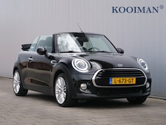 MINI Cabrio - 1.5 136pk Cooper Chili Stoelverwarming / Navigatie / Parkeersensoren