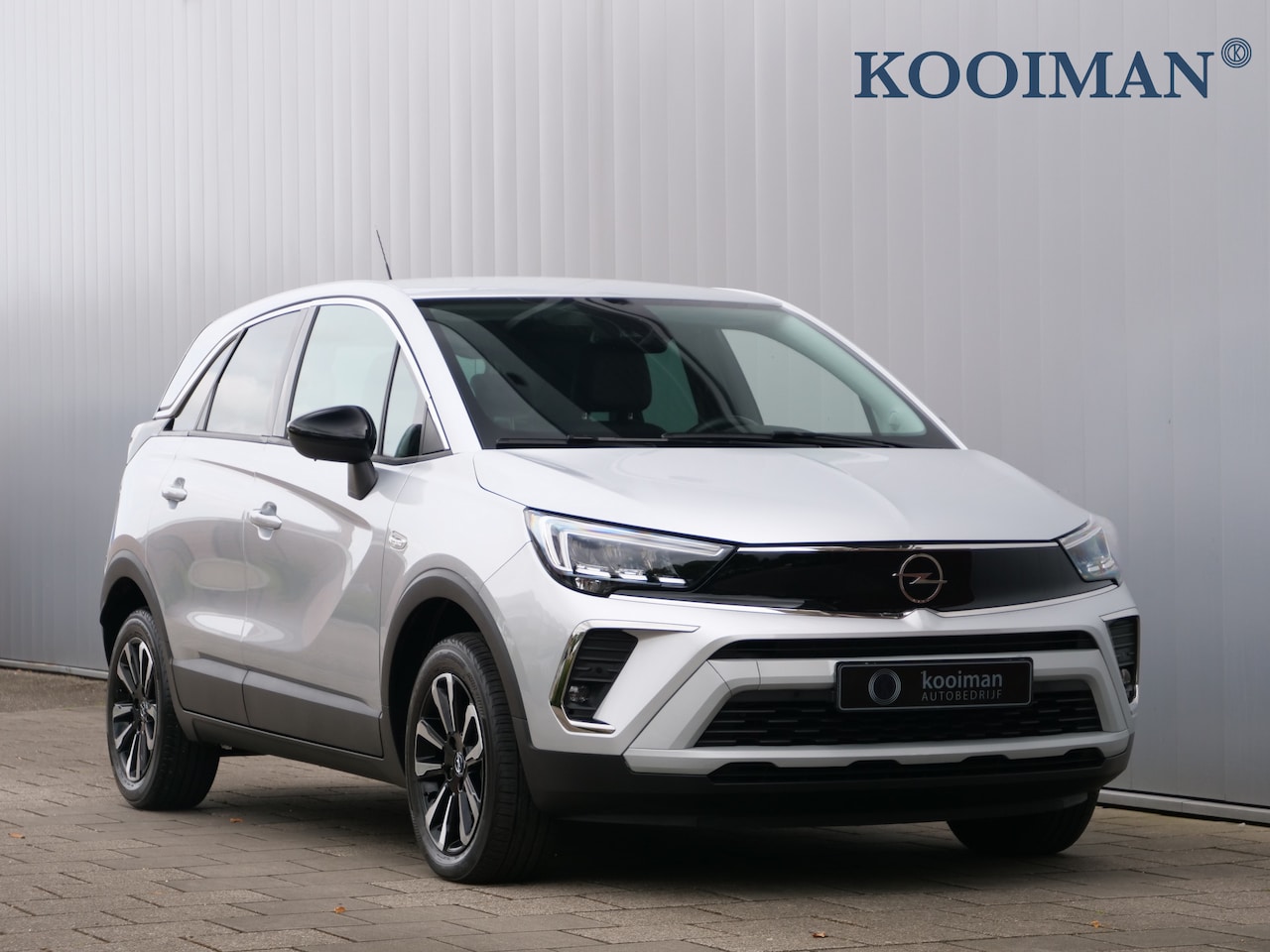 Opel Crossland - 1.2 Turbo 110 Pk Elegance Navi / DAB / Apple Carplay / Camera - AutoWereld.nl