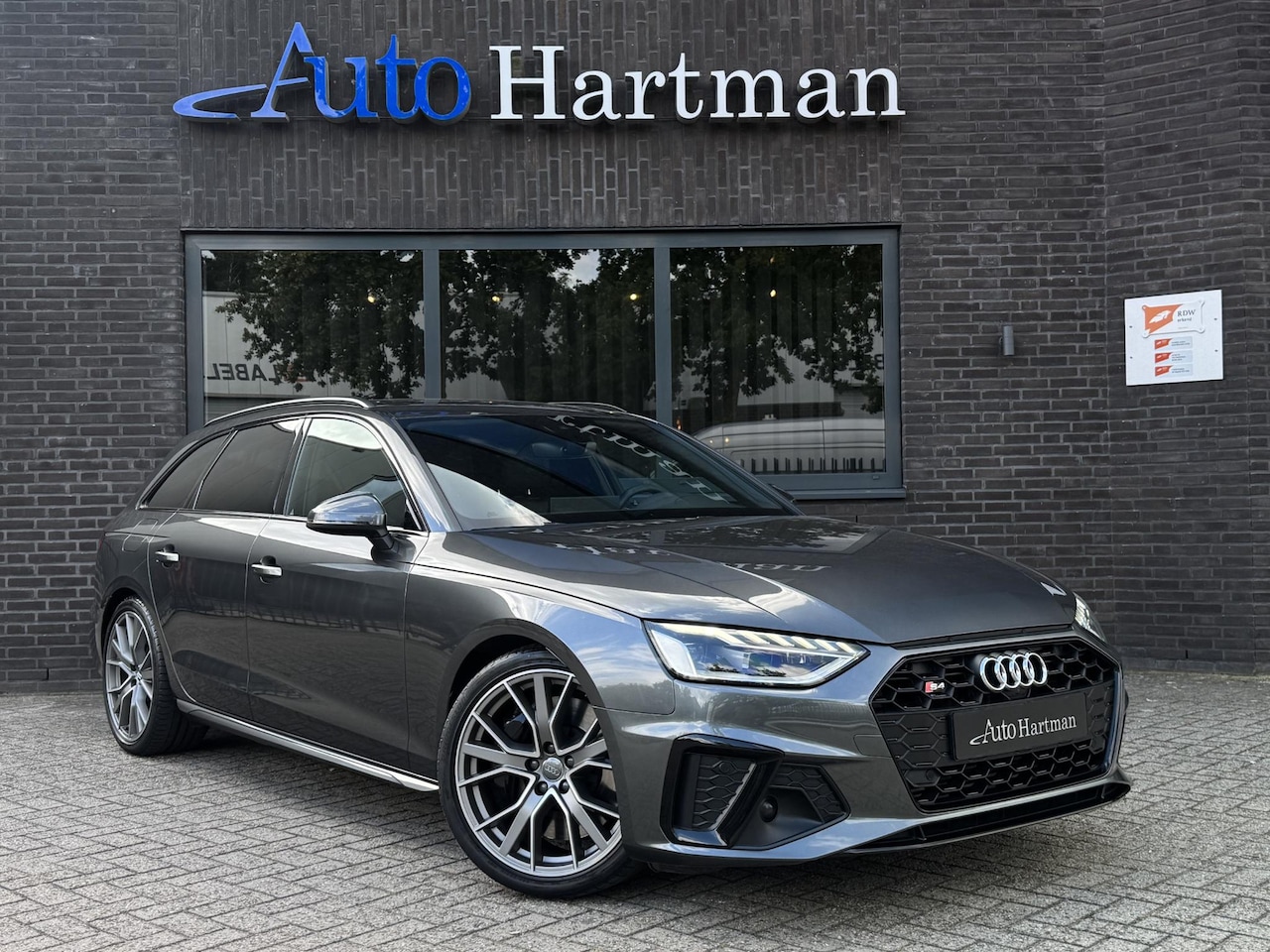 Audi S4 - Avant 3.0 TDI Quattro ACC | Afgevlaktstuur | Elek. Trekhaak | Standkachel - AutoWereld.nl