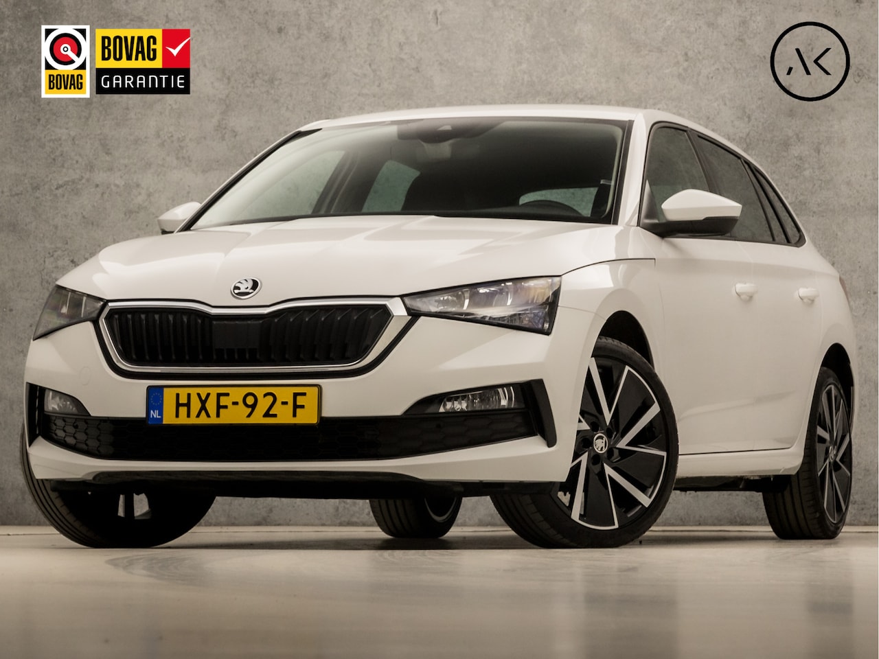 Skoda Scala - 1.0 TSI Sportline (FACELIFT, APPLE CARPLAY, GROOT NAVI, CLIMATE, GETINT GLAS, SPORTSTOELEN - AutoWereld.nl