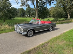 Mercedes-Benz 220 - SEb Cabriolet 1963 Totaal gerestaureerd